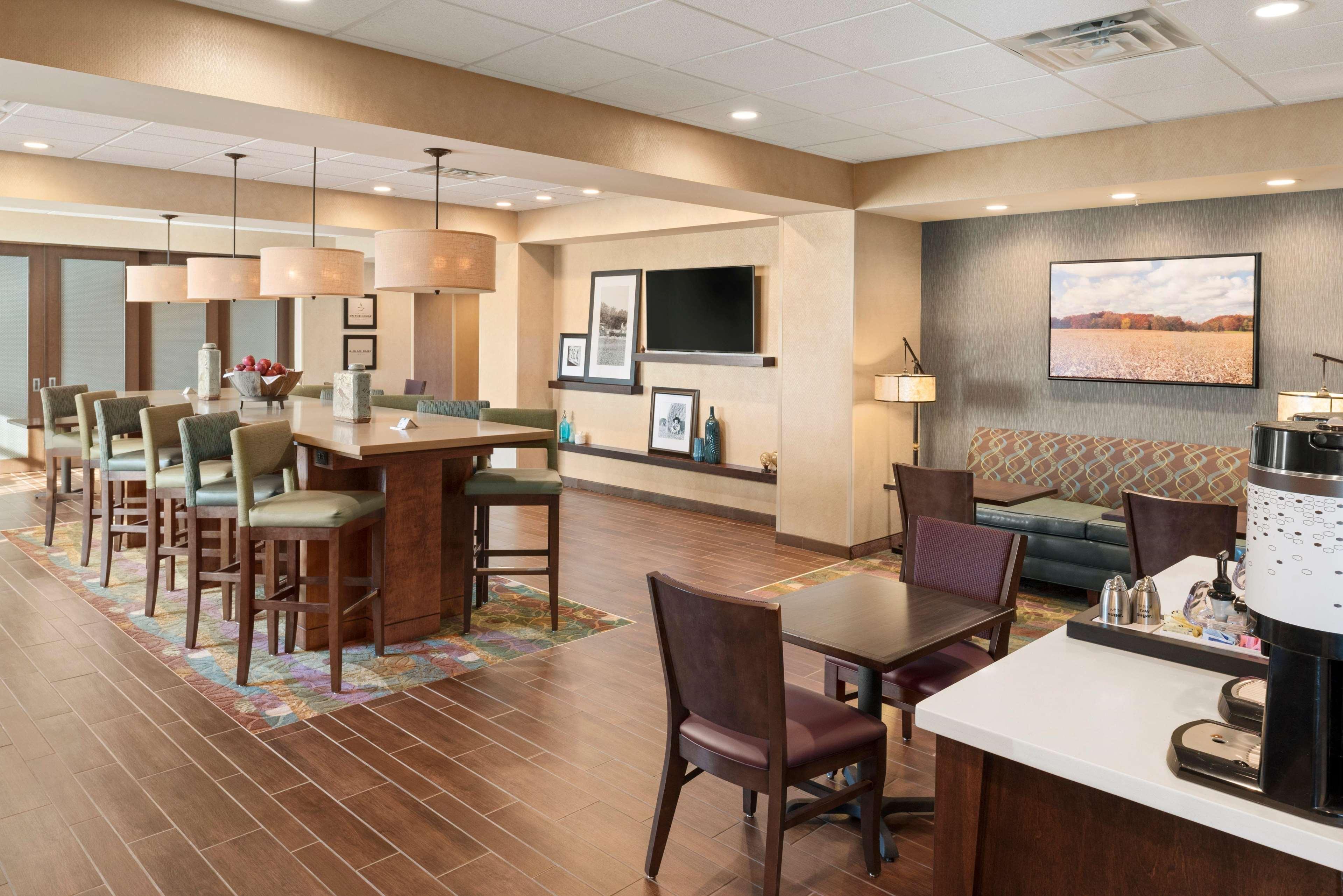 Hampton Inn Lincoln Airport, Ne Extérieur photo